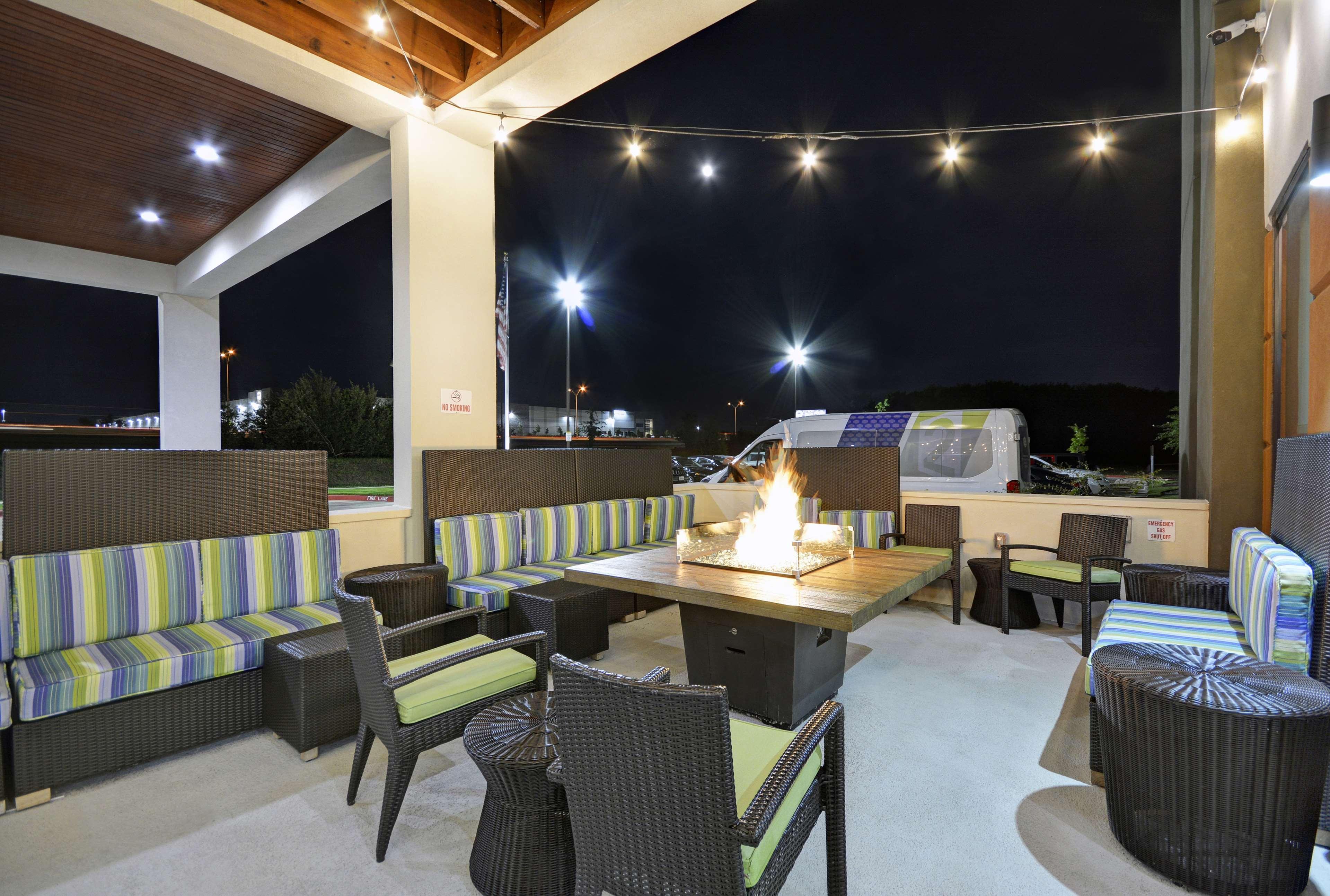 Home2 Suites By Hilton Dallas Desoto Zewnętrze zdjęcie